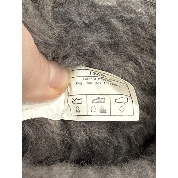 UGG Boots Australia Womens Classic Short 5825 Gray Suede Sheepskin Size 5 - Picture 3 of 10